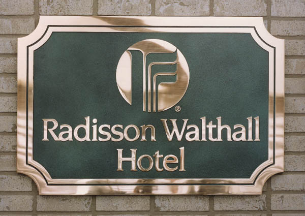 Cast bronze identification plaque - Radisson Walthall Hotel